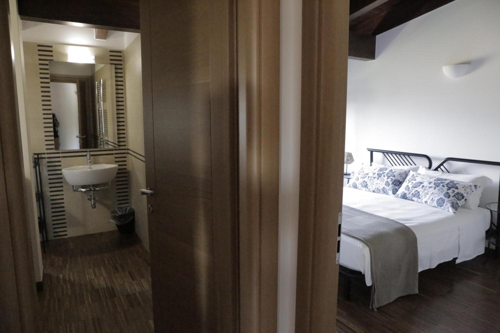 B&B Valleluna Trani Luaran gambar