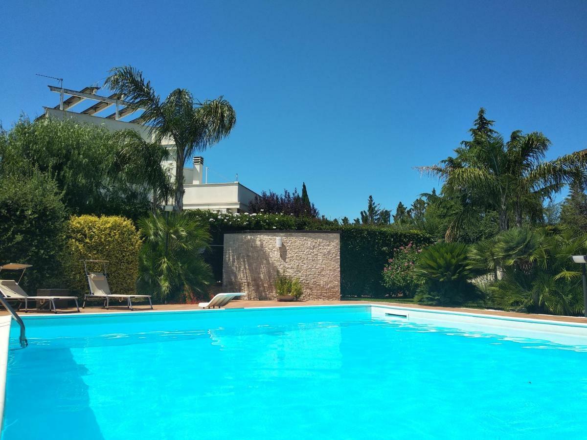 B&B Valleluna Trani Luaran gambar