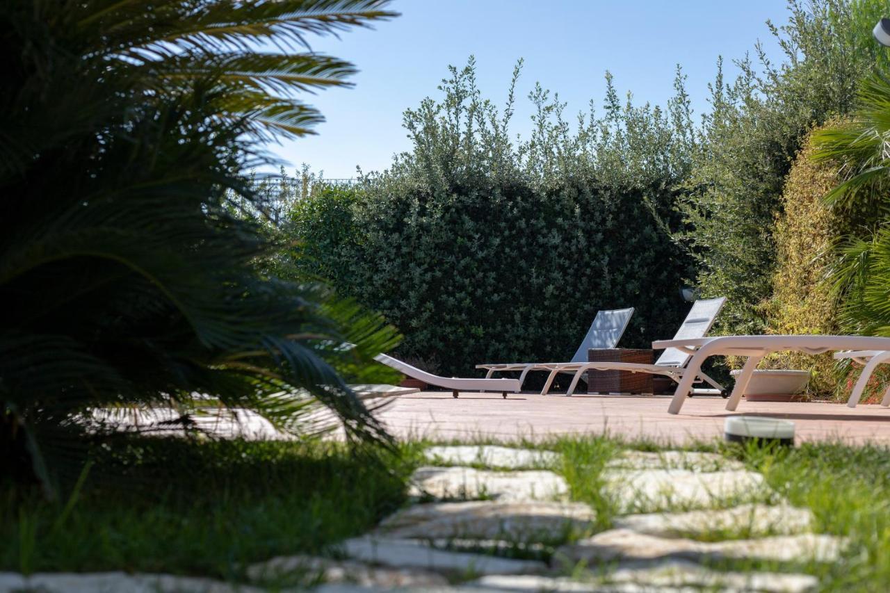 B&B Valleluna Trani Luaran gambar